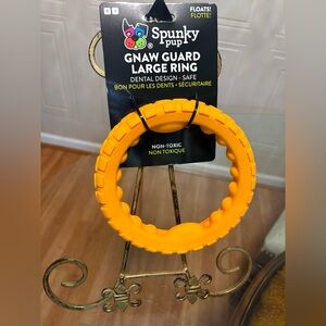 - Brand New Spunky Pup Gnaw Guard Large Ring.